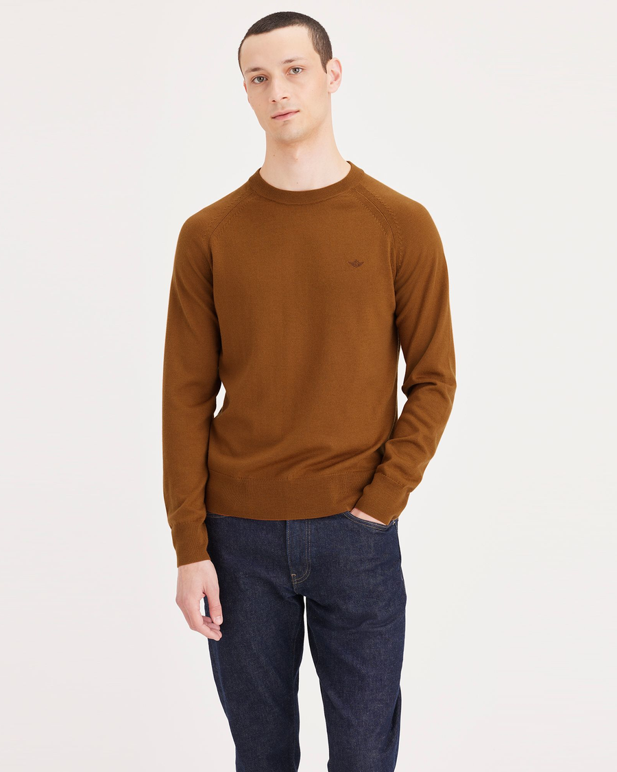 Front view of model wearing Caramel Café Men's Regular Fit Crewneck Sweater.