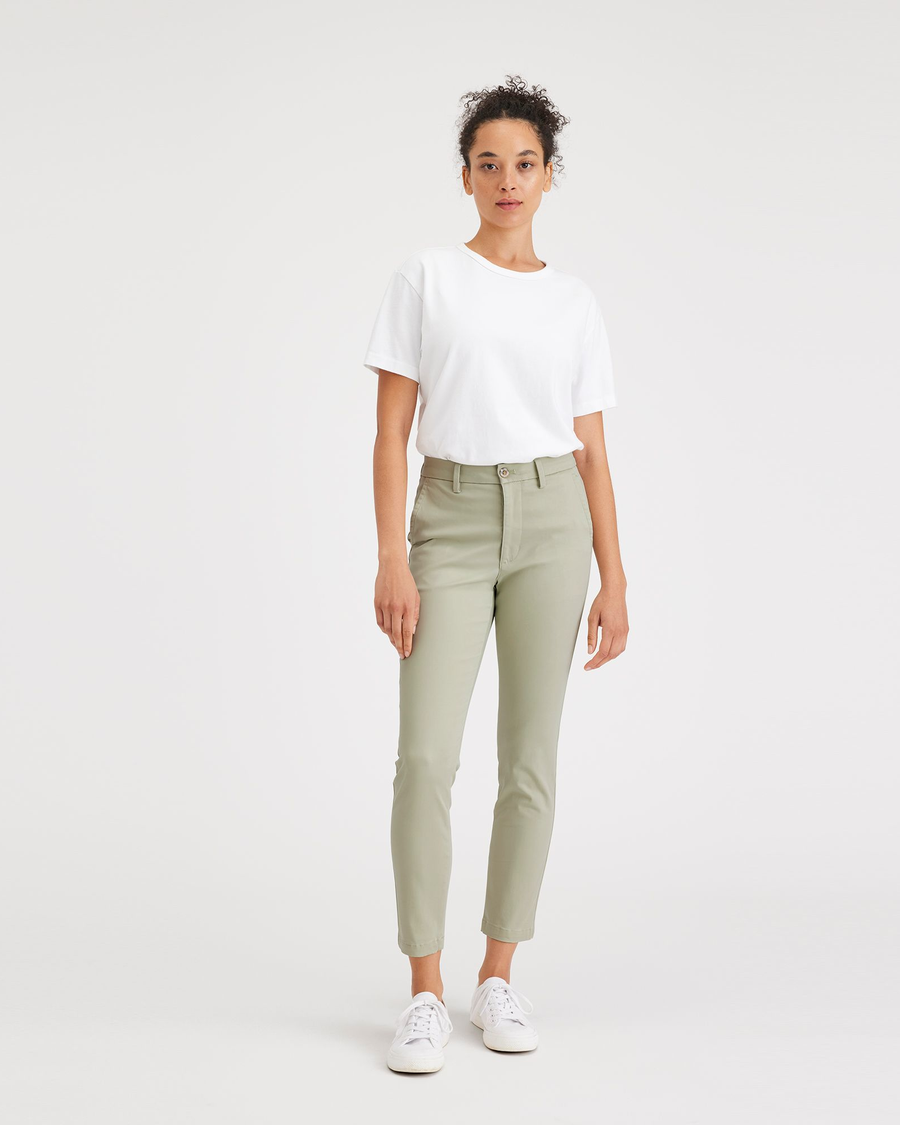 Front view of model wearing Lint Women's Skinny Fit Chino Pants.