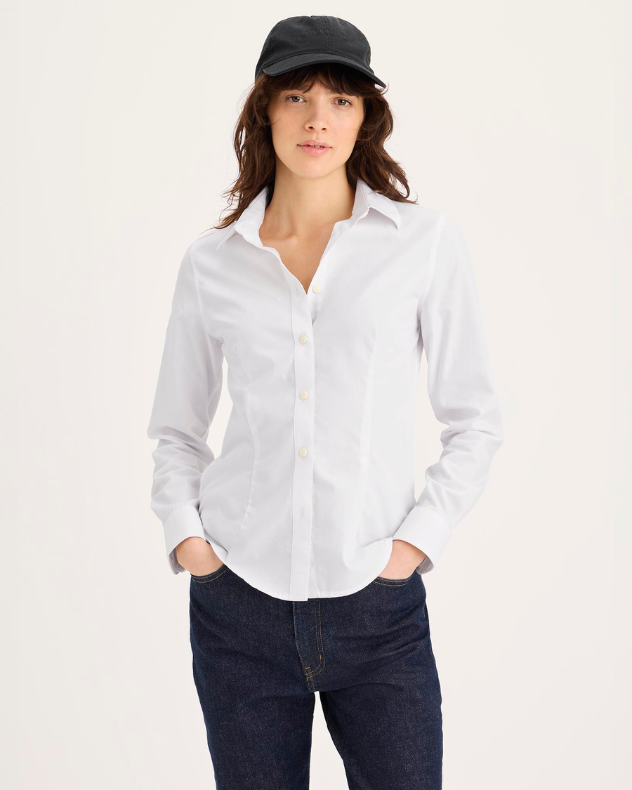 Front view of model wearing Lucent White Signature Shirt with Stain Defender®, Slim Fit.