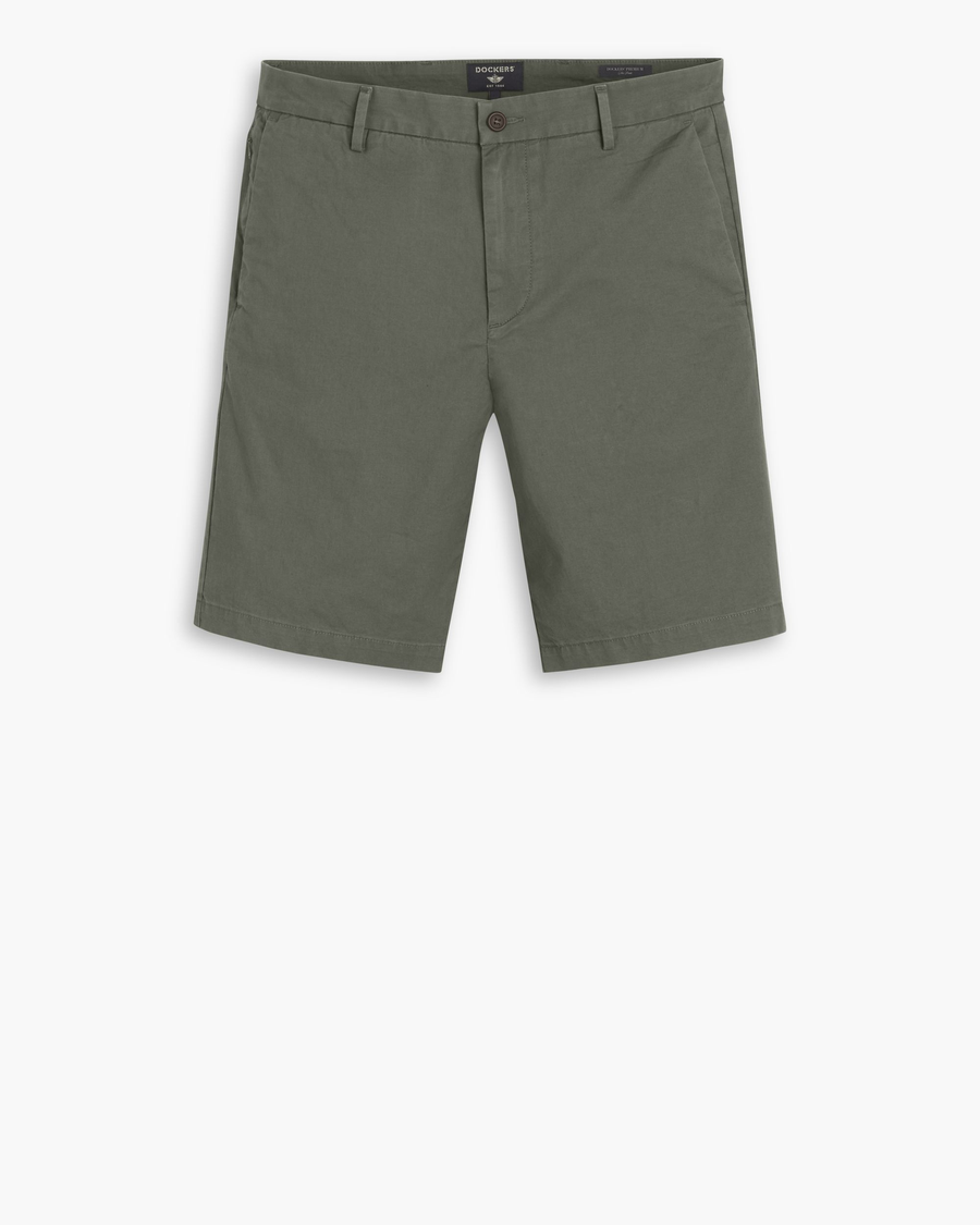 View of model wearing Tea Leaf Men's Supreme Flex Modern Chino Short.
