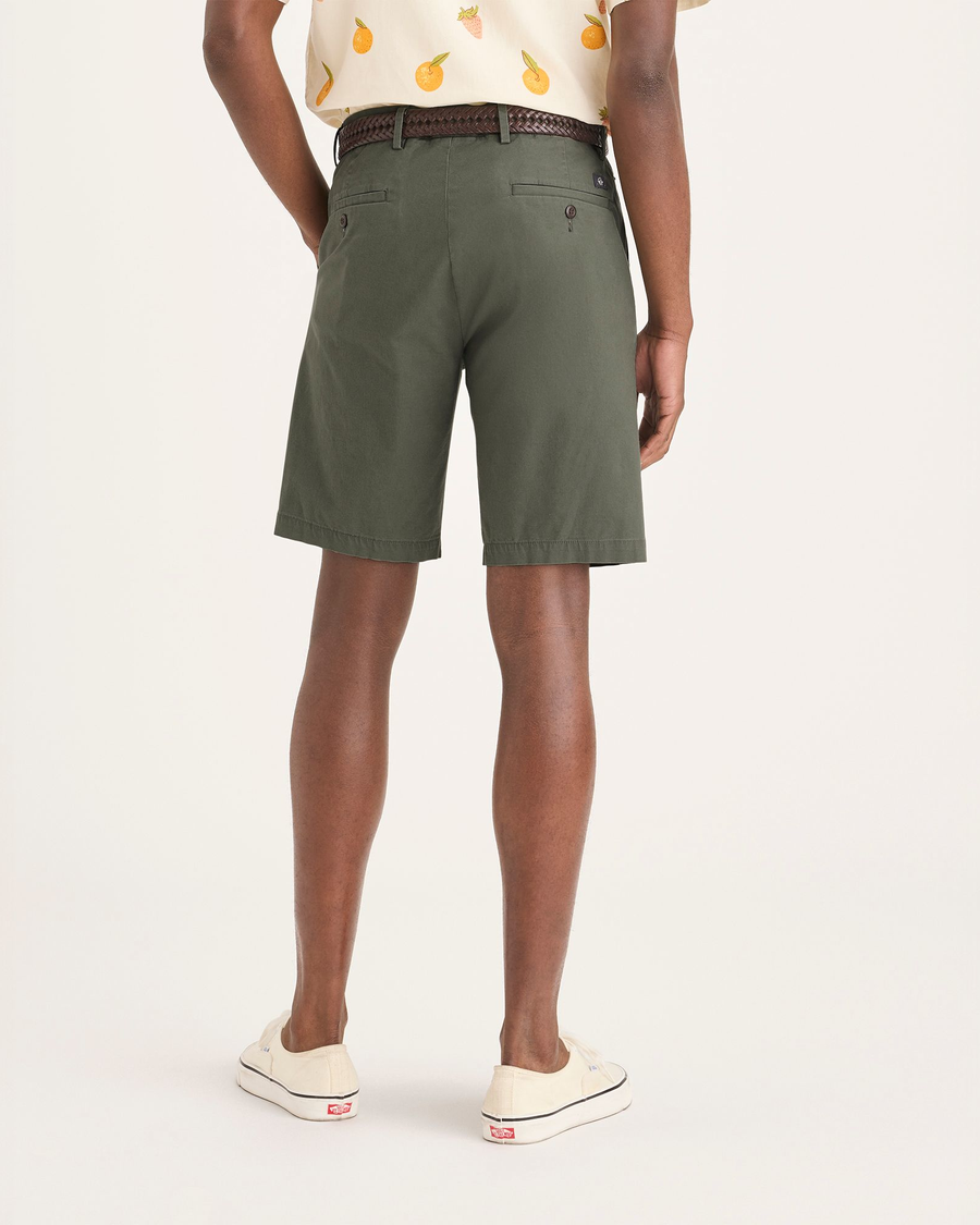 Back view of model wearing Tea Leaf Men's Supreme Flex Modern Chino Short.