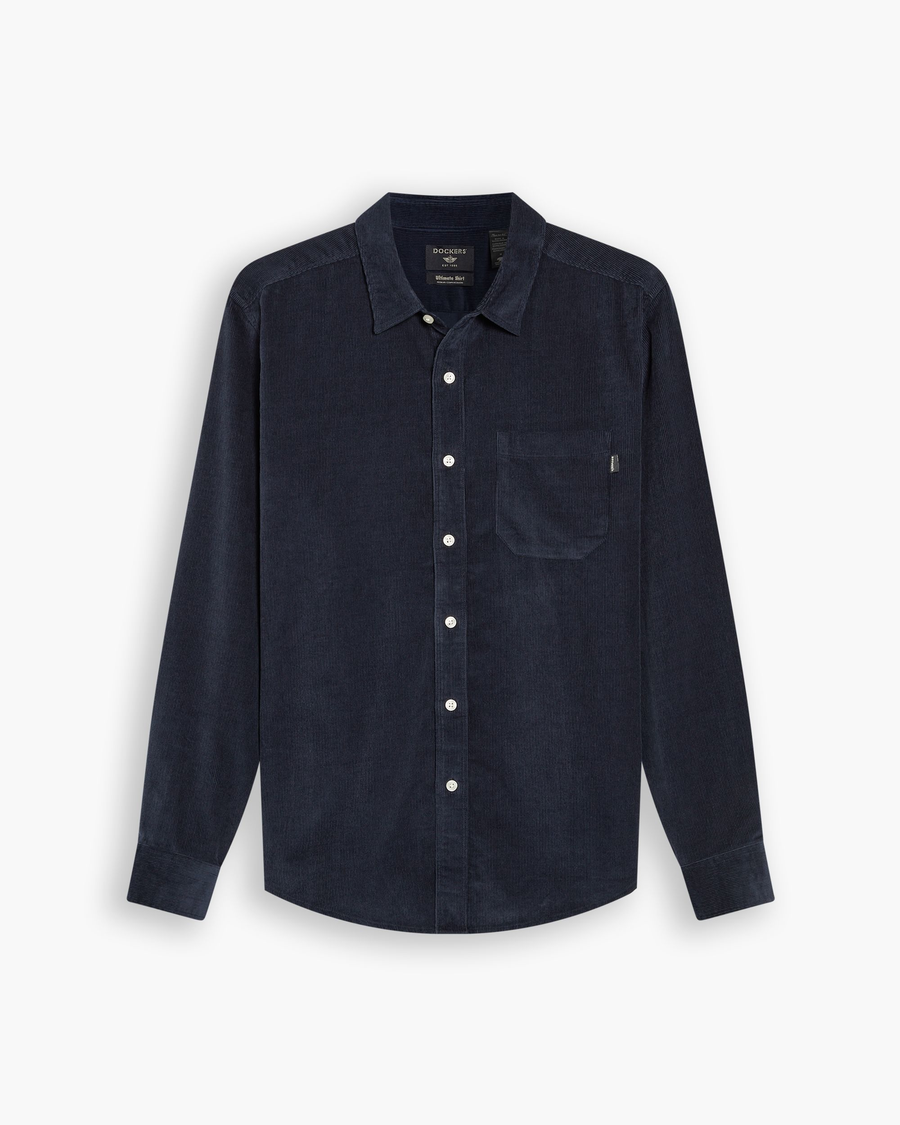 View of model wearing Total Eclipse Ultimate Shirt Long Sleeve, Regular Fit.